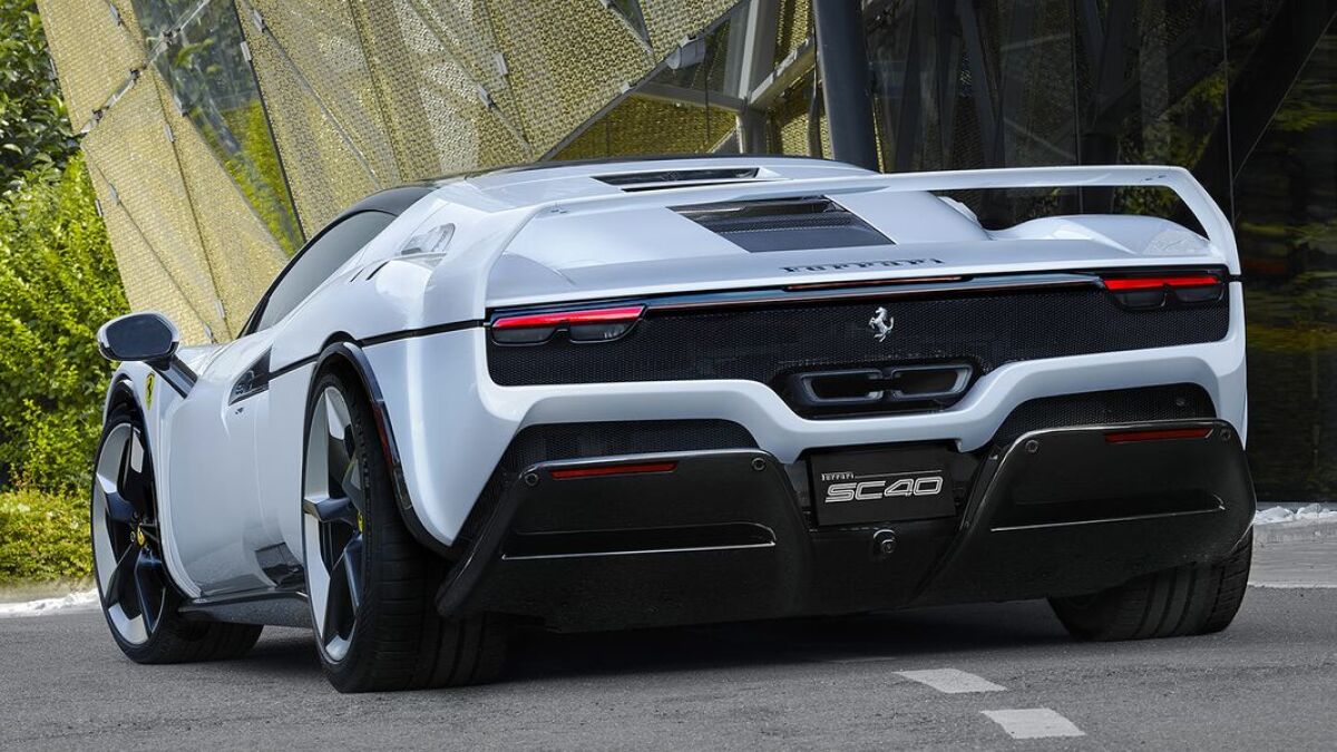 Ferrari SC40 - 2025