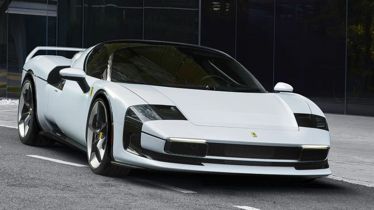 Ferrari SC40 - 2025