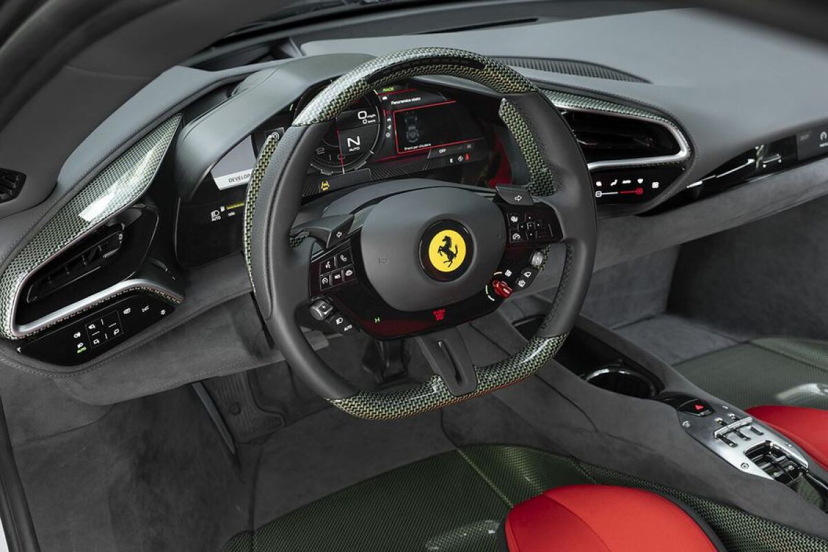 Ferrari SC40 - 2025