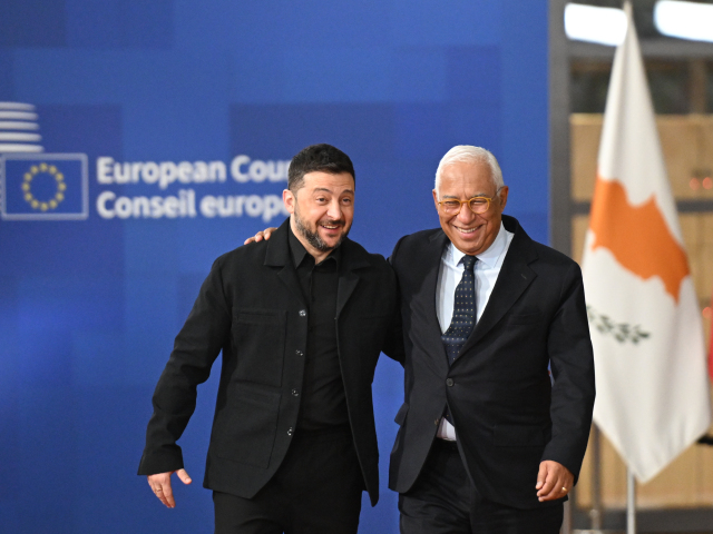 Zelenskyj, Costa