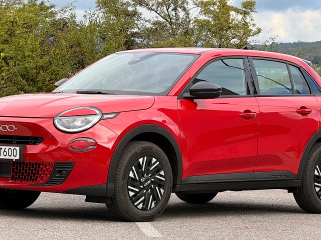 Fiat 600 Hybrid (2025)