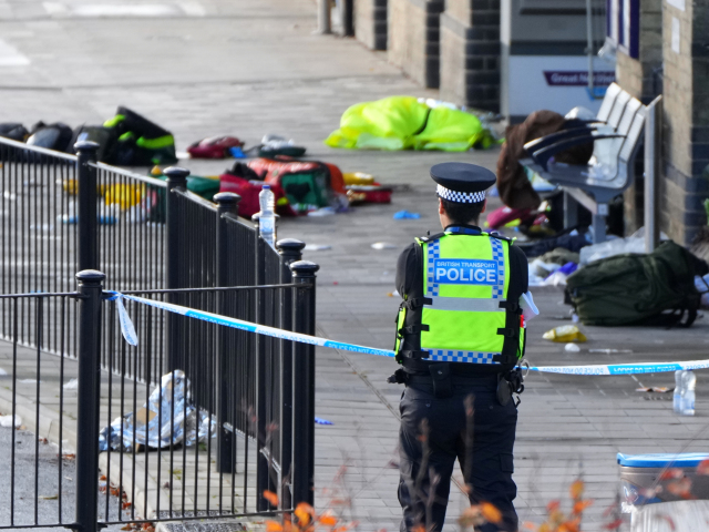 Británia vlak útok police Huntingdon