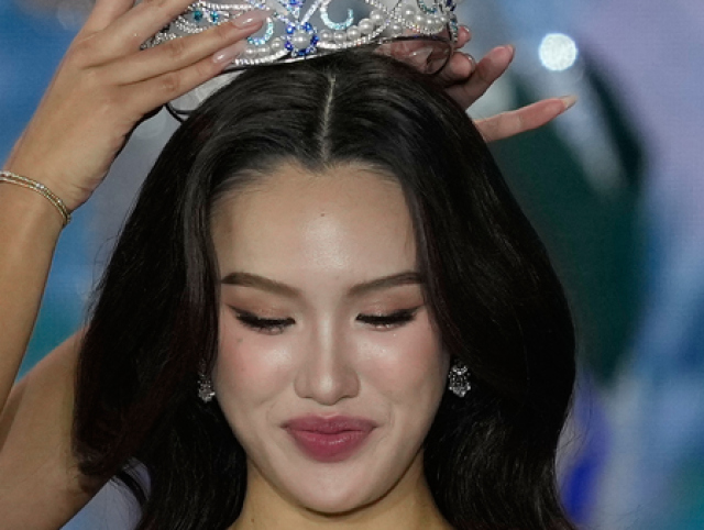 Miss Earth Mu Anh Trinh