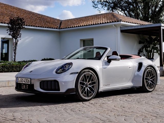 Porsche 911 Turbo S 2026 9