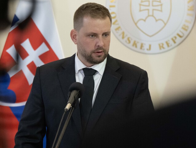 SR Bratislava Vláda zasadnutie Mimoriadne BAX