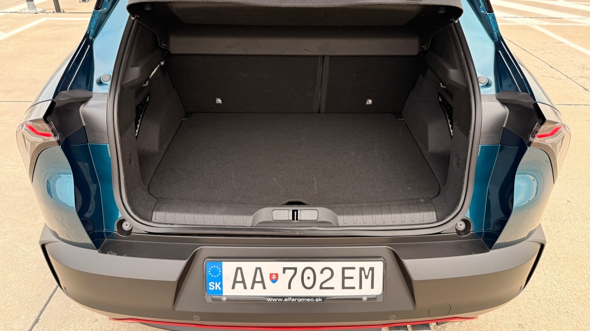 Alfa Romeo Junior (2025)