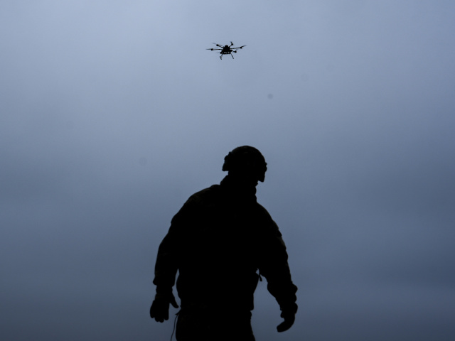 Ukrajinský dron na oblohe