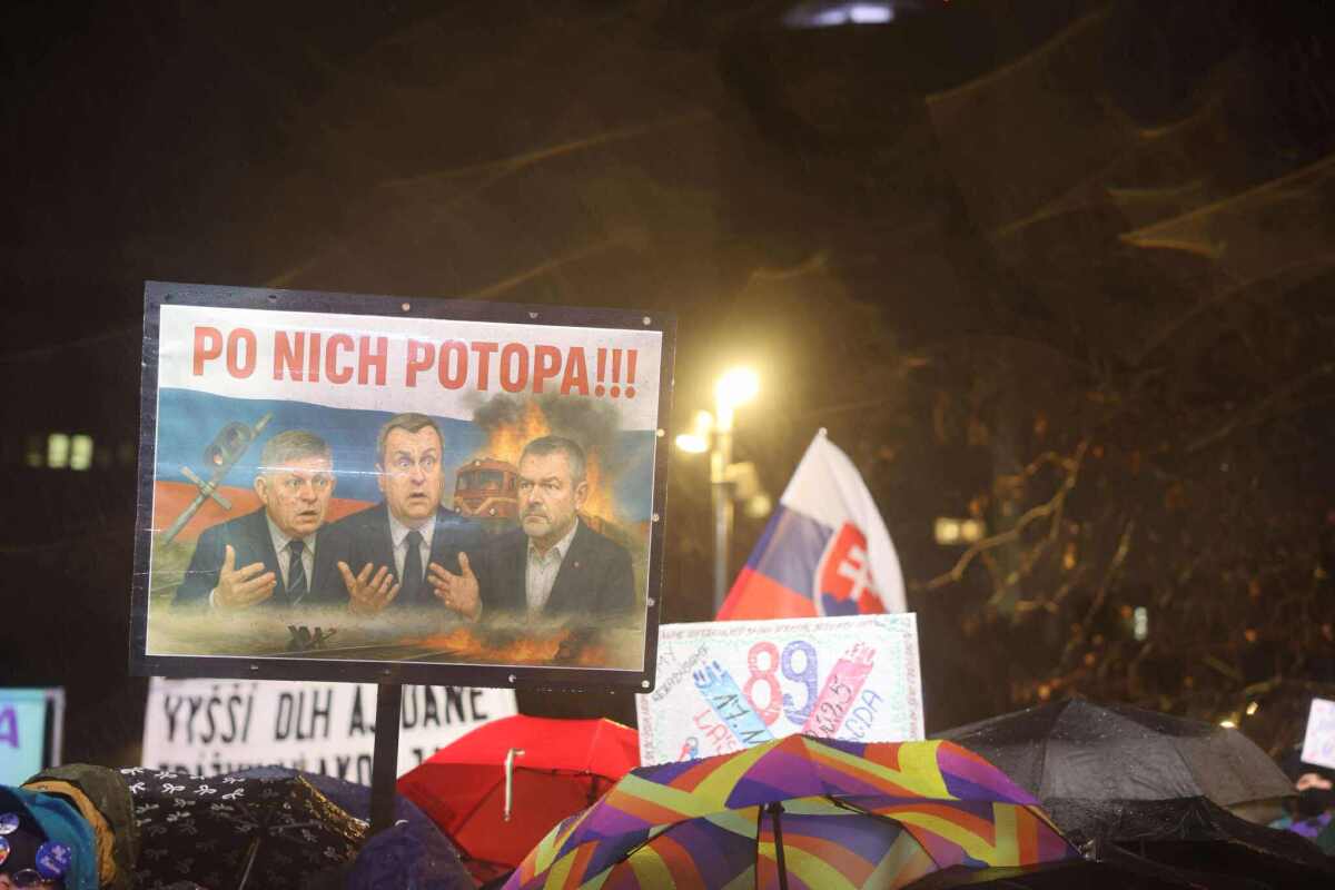 protest, fico, danko, pellegrini, november 89