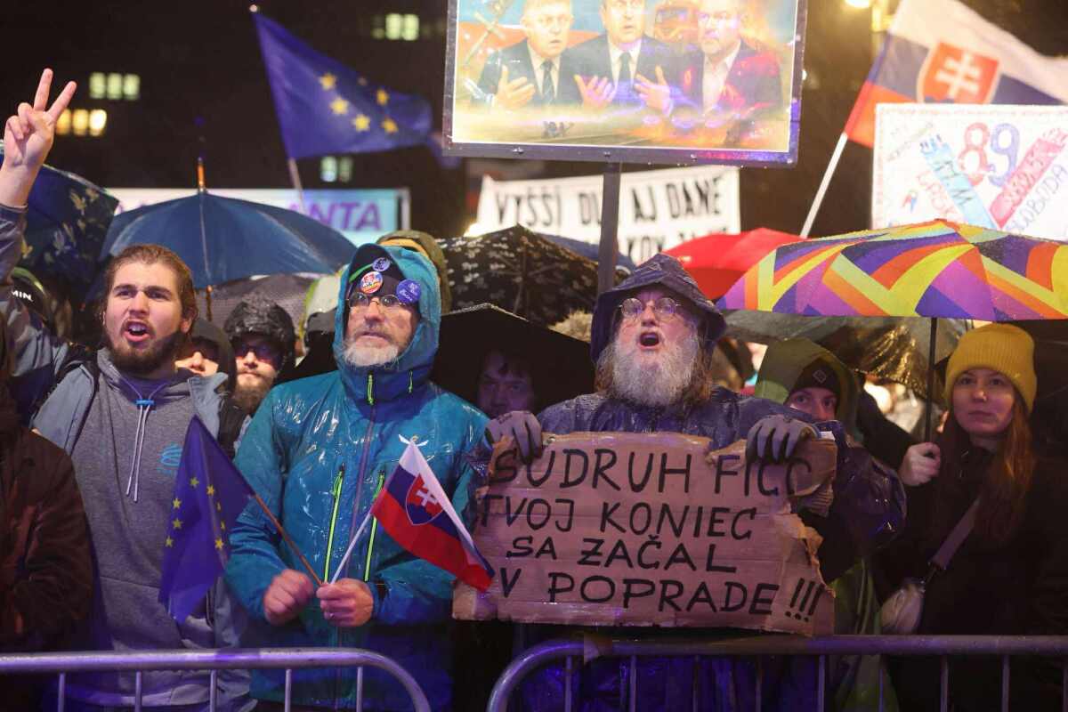 zhromaždenie, protest, BA
