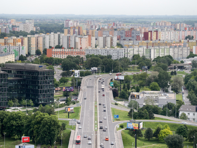 Bratislava, mesto, pohlad, petrzalka, panelak, sidlisko, nehnute