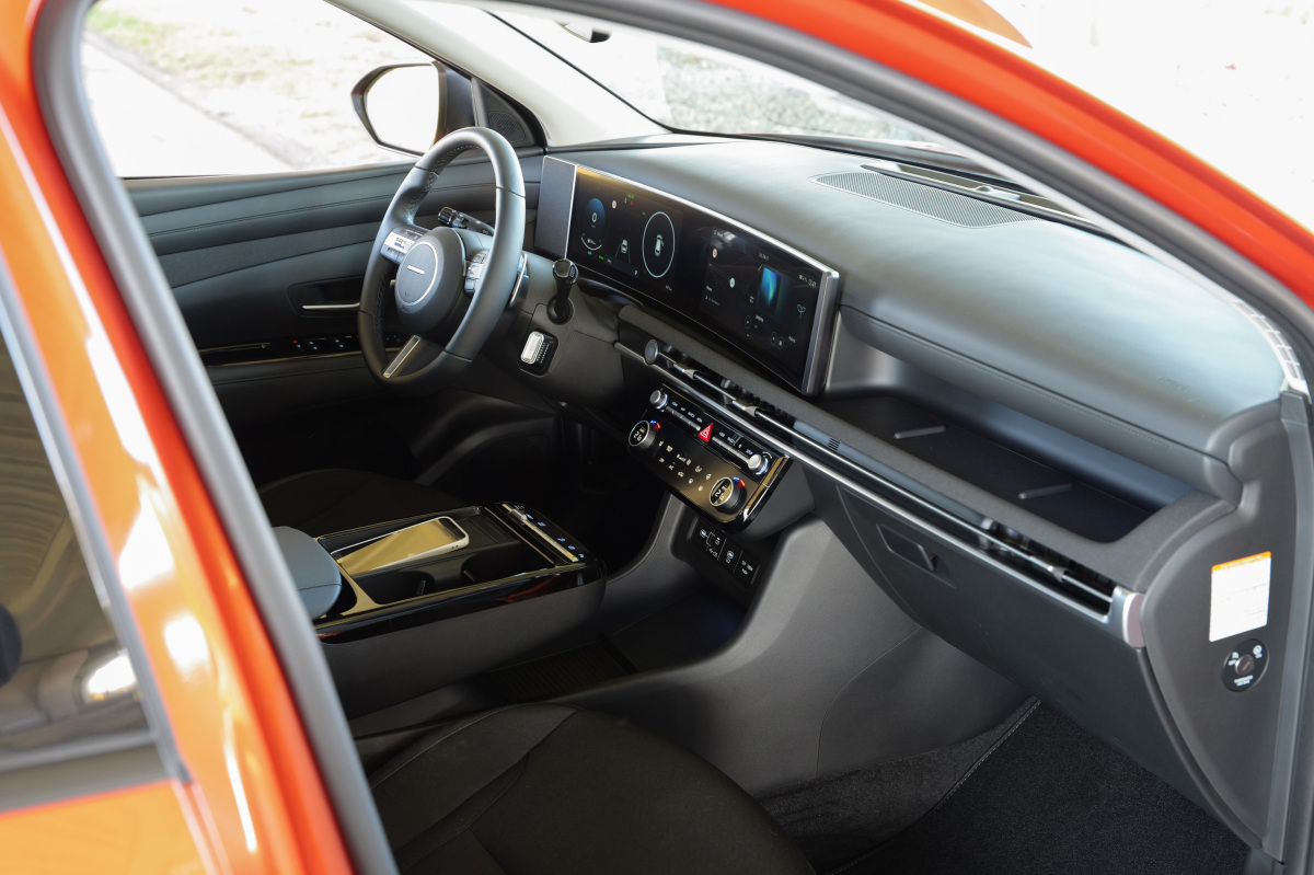 Hyundai Tucson 1,6 T-GDI HEV - test 2025