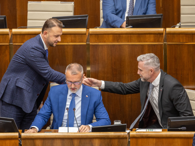 Šutaj Eštok, Raši, Gašpar,