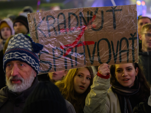 SR protest pochod ÚOO rušenie BAX