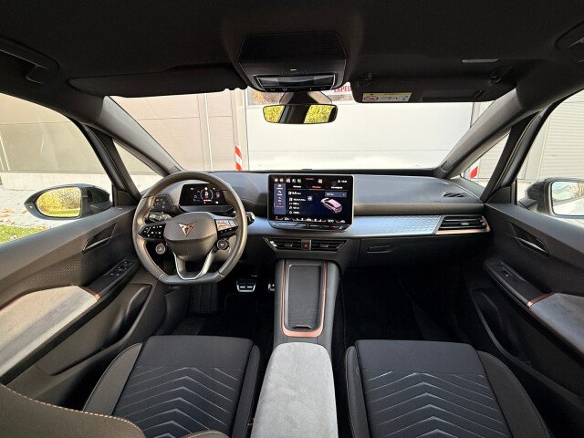 Cupra Born eBoost (2025)