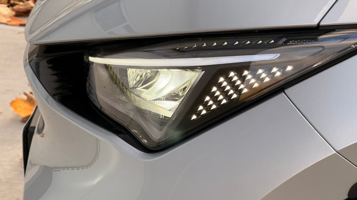 Cupra Born eBoost (2025)