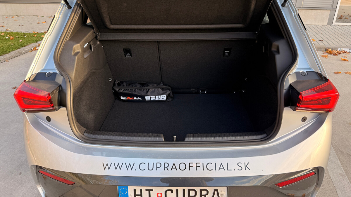 Cupra Born eBoost (2025)