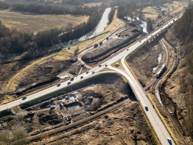 Výstavba R1 