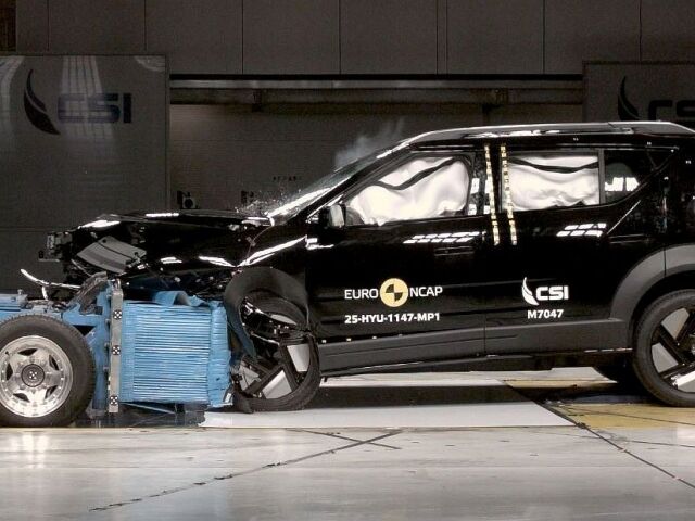 Vynikajúco sa darilo aj vodíkovému Hyundaiu Nexo, ktorý je len tretím modelom s palivovými článkami, ktorý podstúpil crashtesty Euro NCAP.