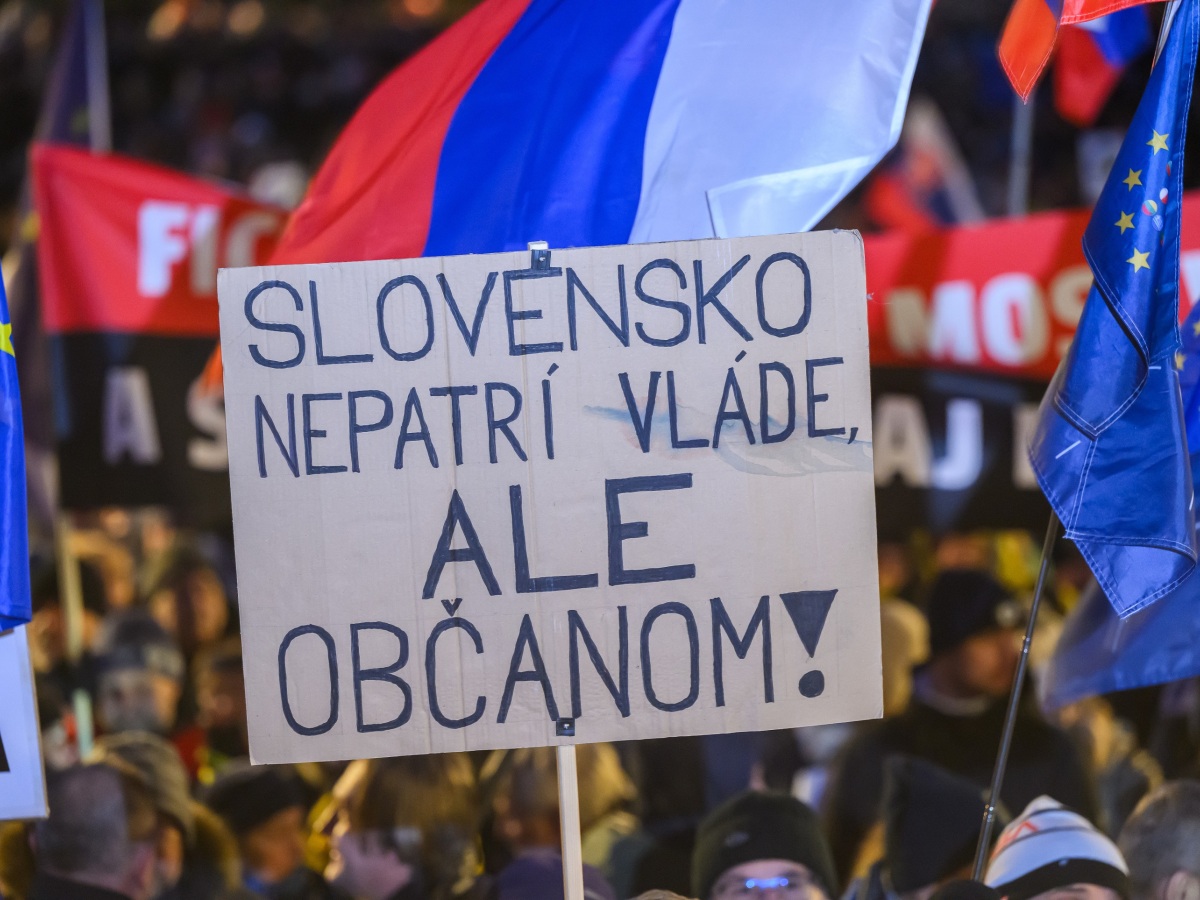 Protest / Vláda /
