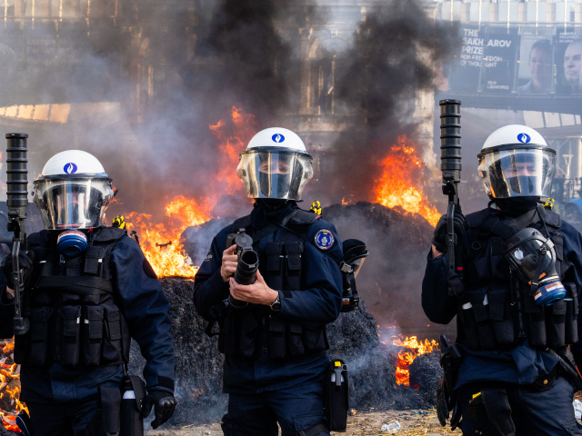 EÚ, protest