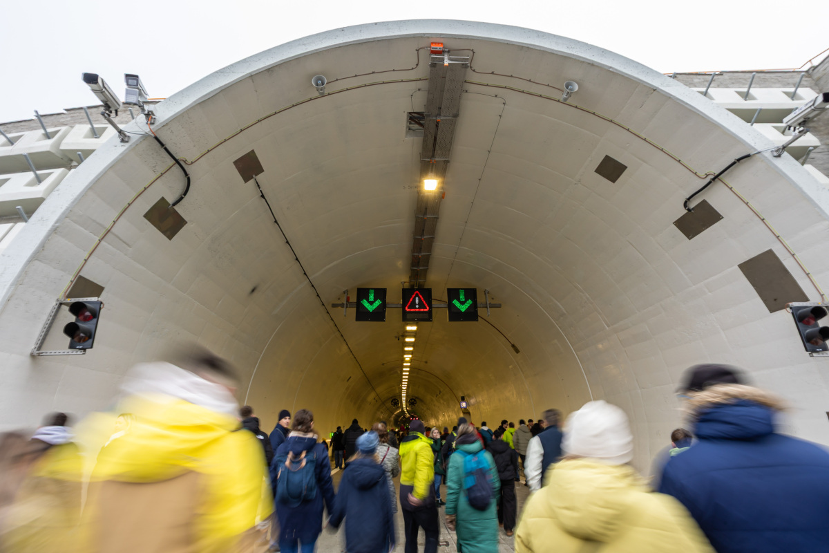 SR Višňové tunel otvorenie doprava ZAX