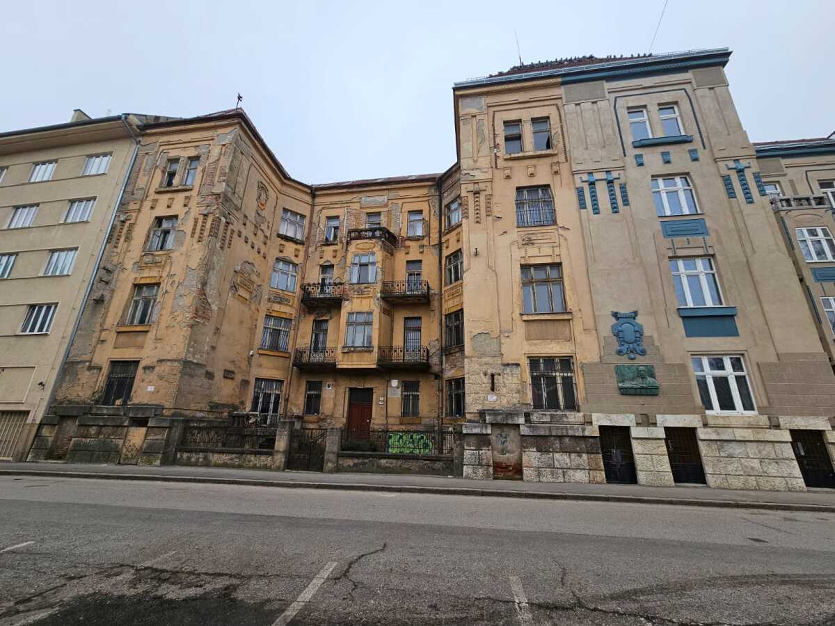 Secesna budova Stefanikova Kosice  4 