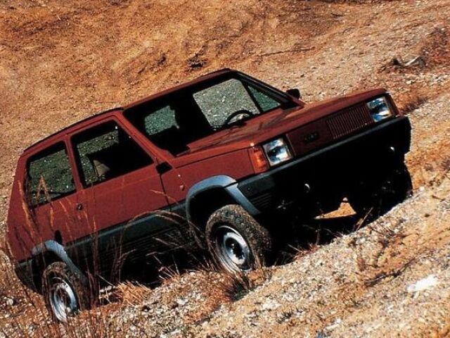 Panda 4x4 je doslova legendou. Vo svojej dobe bola skutočným unikátom a najpredávanejšou štvorkolkou Európy.