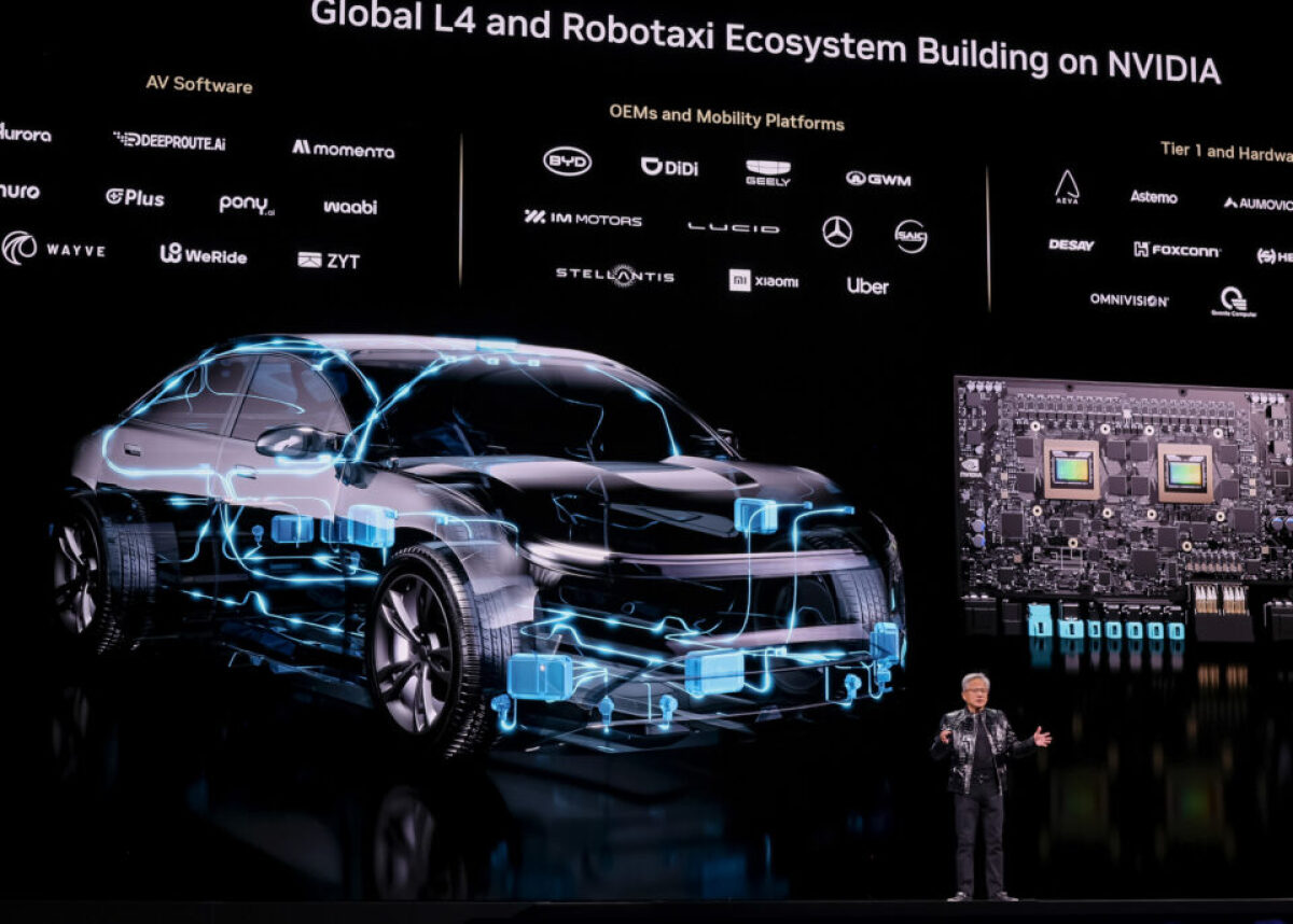 ces26-nvidialive-DEB19526-960x686