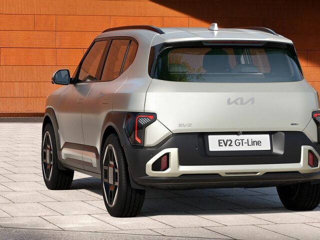 Na dĺžku má EV3 len 4 060 mm, čo zodpovedá napríklad Škode Fabia. Ide však o praktickejší crossover či skôr SUV.