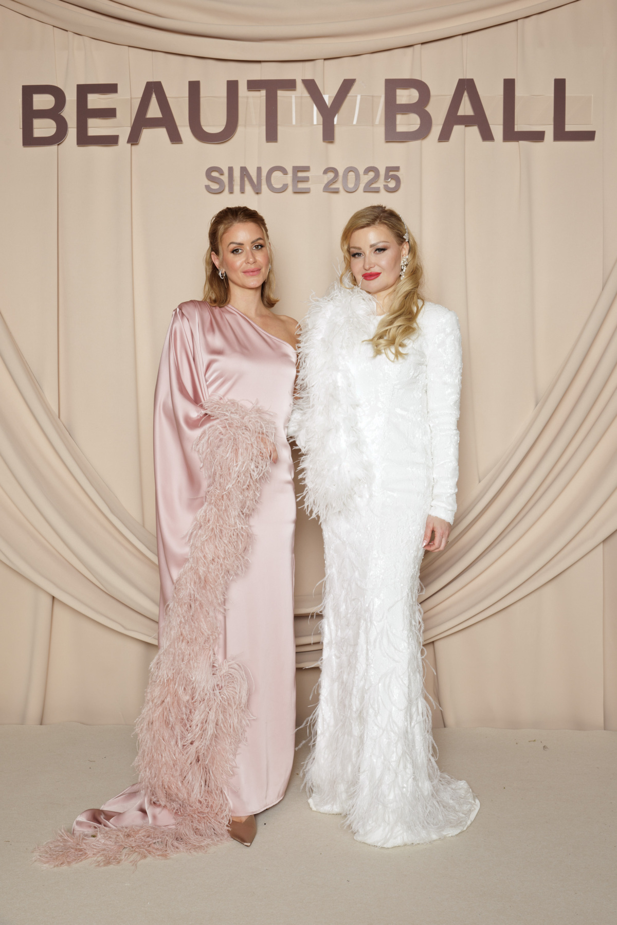 Hostia na akcii Beauty Ball 2026.