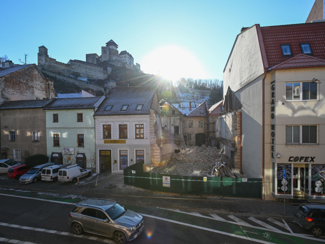 SR Trenčín Pamiatka Budova Zbúranie TNX