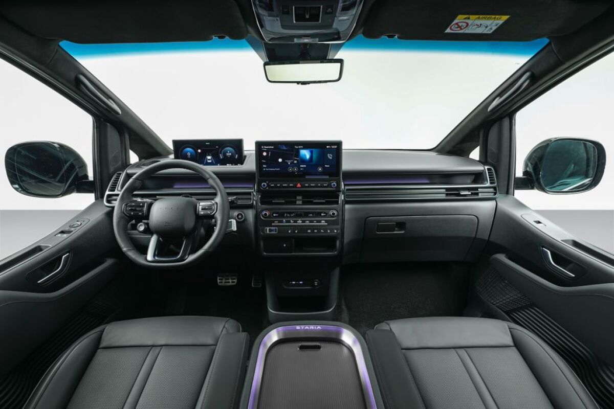 hyundai-staria-electric-0126-interior-01 wid 1024 bfc off