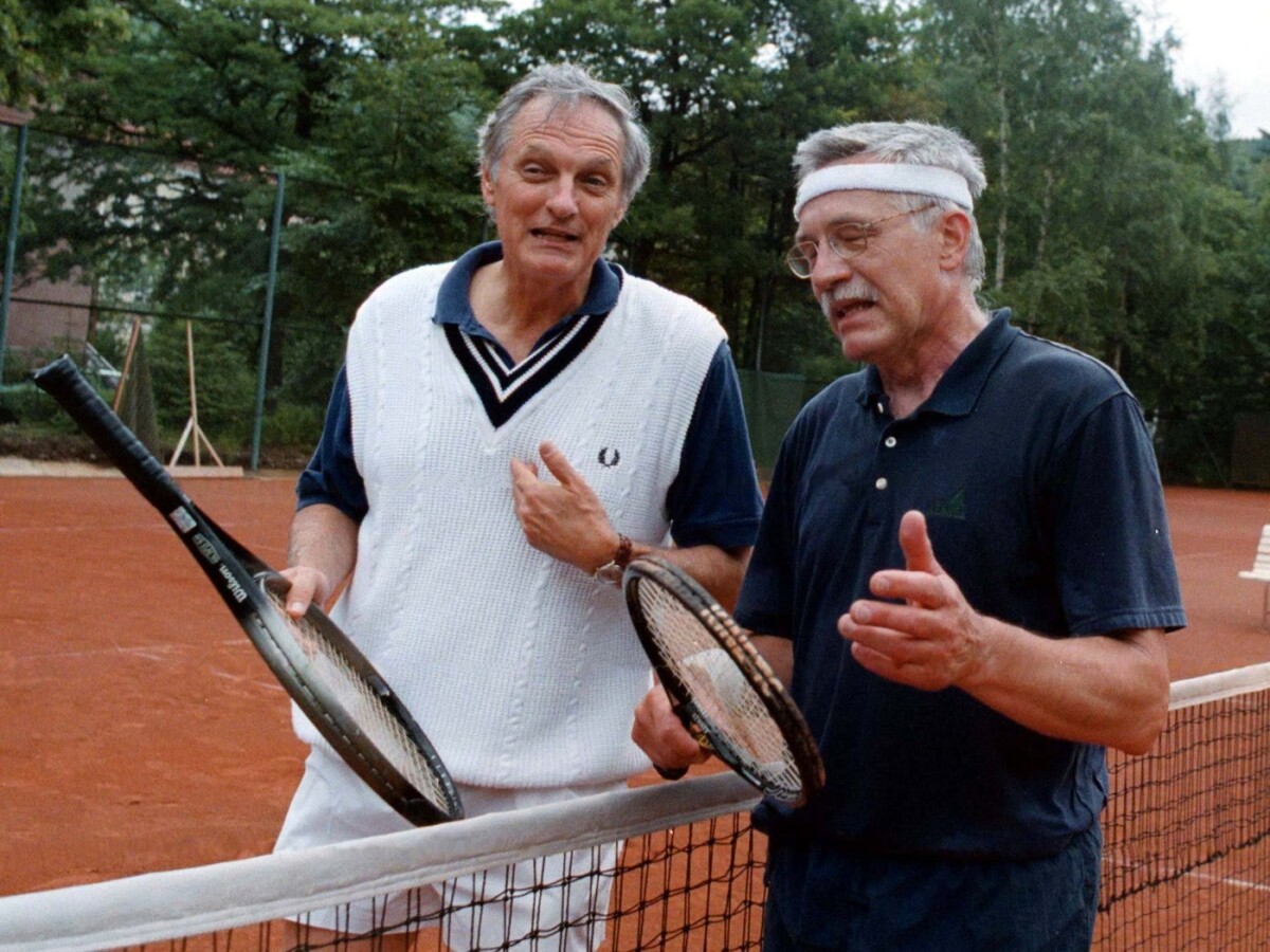 alan alda, václav klaus