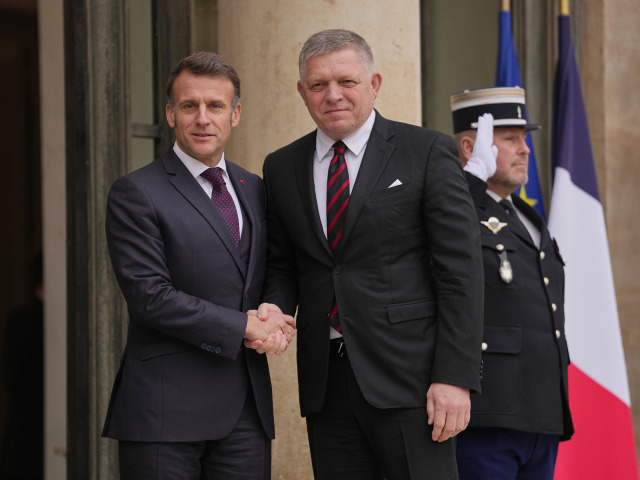 Fico Macron