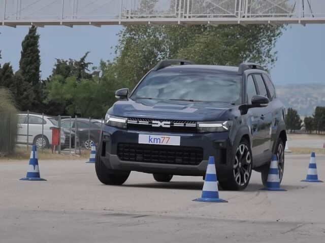 V prvej disciplíne, slalome, sa Bigsteru relatívne darilo, karta sa obrátila až pri prudkom vyhýbacom manévri.