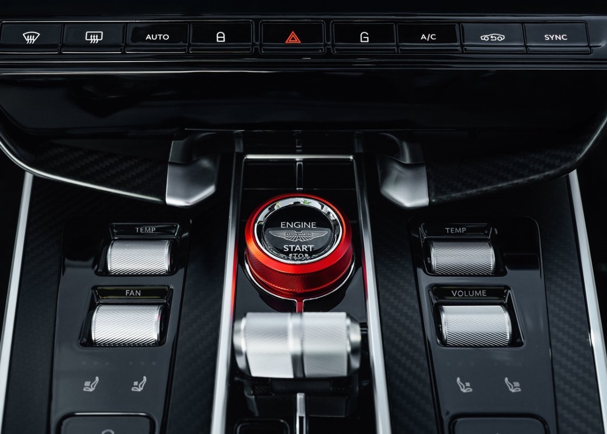 Aston Martin Vanquish Volante Wave Edition 5
