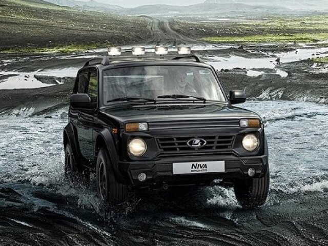 Modernizovaná Lada Niva Legend sa bude môcť pochváliť výkonnejším motorom s objemom 1,8 litra s výkonom 66 kW. Ide o skromné číslo, ale v porovnaní so súčasnou Nivou ide o nárast o šesť kilowattov.