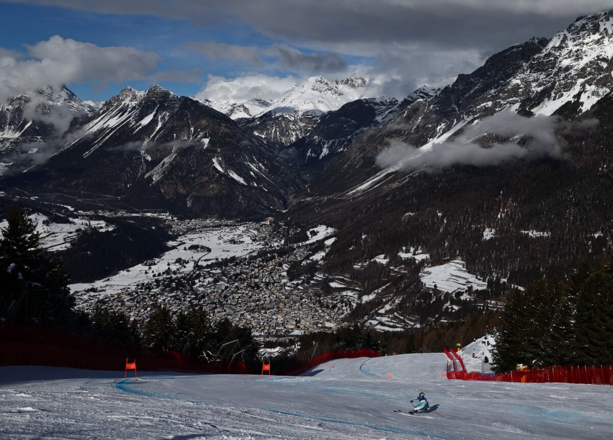Stelvio Ski Centre