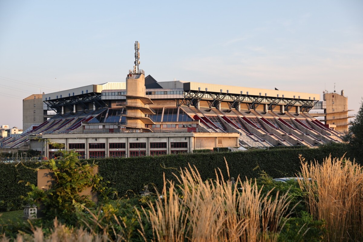 Unipol Forum 1