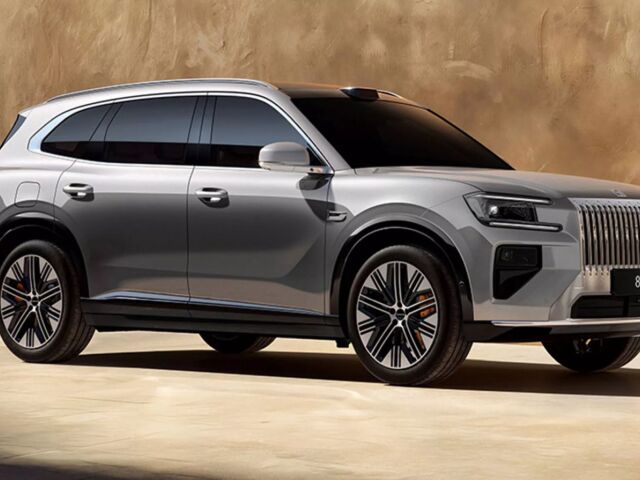 Luxusné SUV s dĺžkou 5 100 mm zaútočí na velikánov ako BMW X7 alebo Mercedes-Benz GLS. Veľkosťou prednej masky dá zabrať aj vznešeným modelom Rolls-Royce.