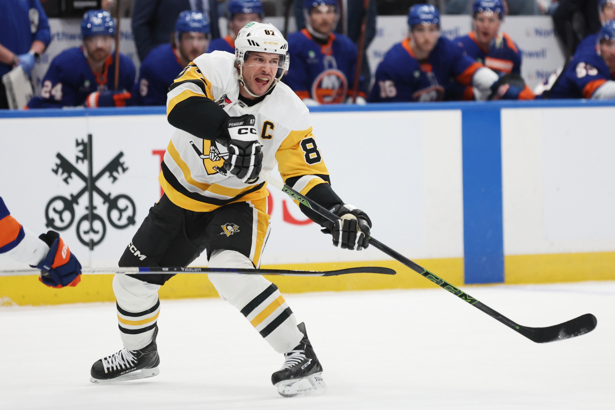 Penguins Islanders Hockey