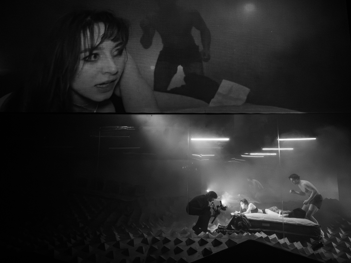 SPASENI-SAVED divadlo aréna