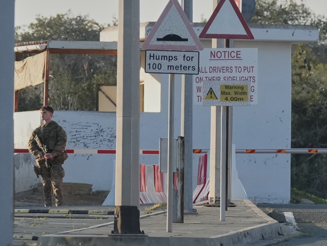 Cyprus Británia základňa útok dron obrana