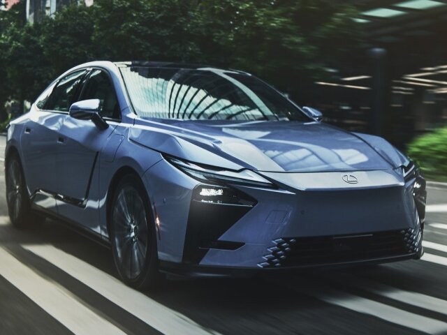 Lexus ES - 2026