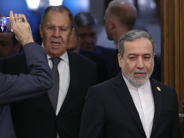 Abbás Arákčí, Lavrov, Rusko, Irán