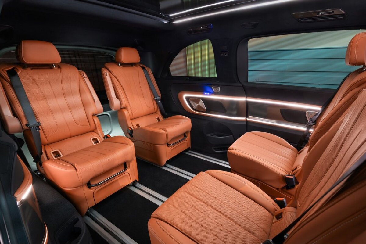 Mercedes-Benz VLE - 2026