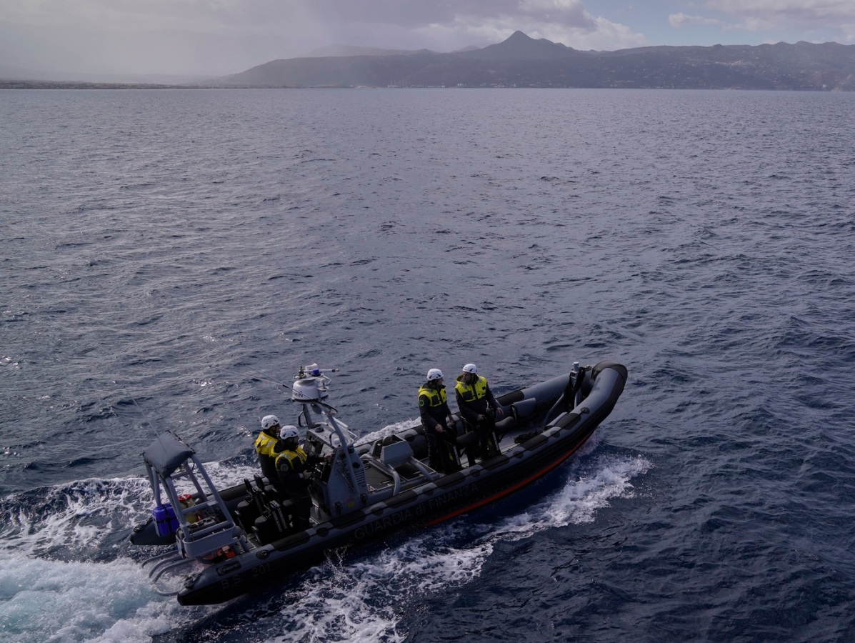 Frontex, Grécky ostrov, čln