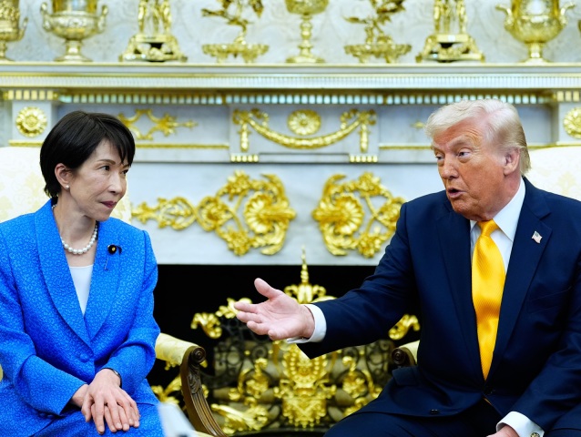 Donald Trump, USA, Sanae Takaičiová