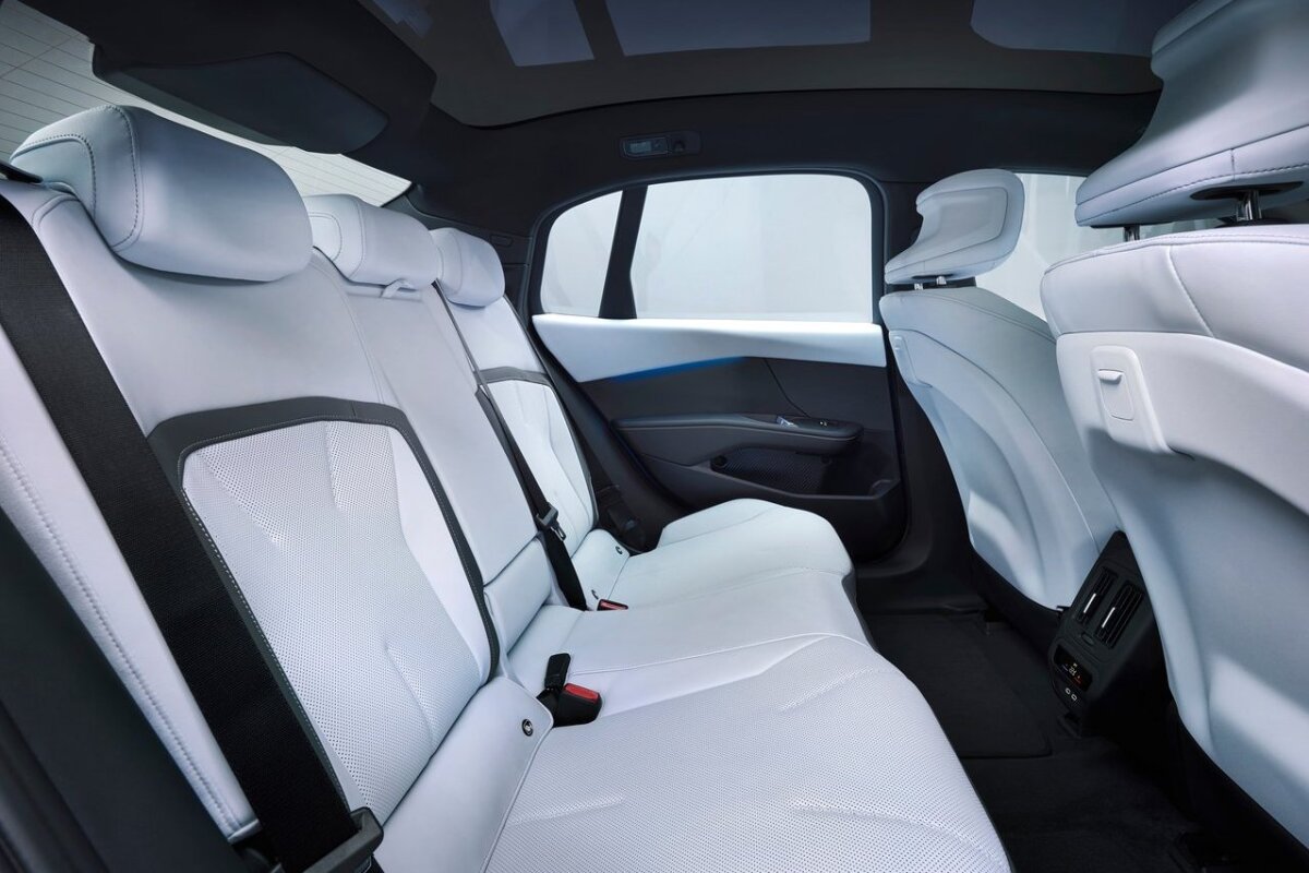 BMW i3 - 2026