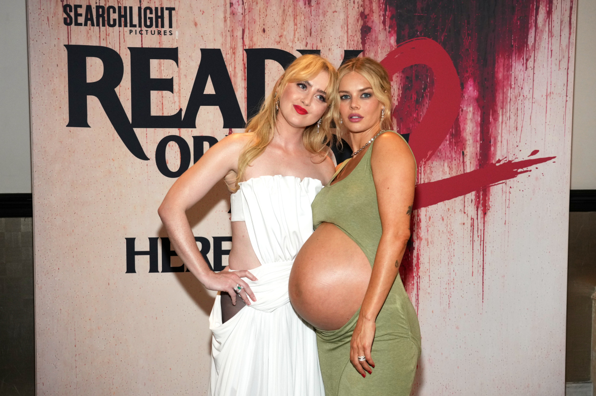 Kathryn Newton (vľavo) a Samara Weaving